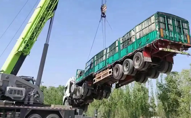 疏勒道路脱困救援案例